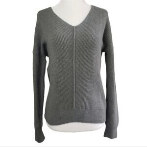 Ruby Moon v neck sweater sage green tight knit size medium